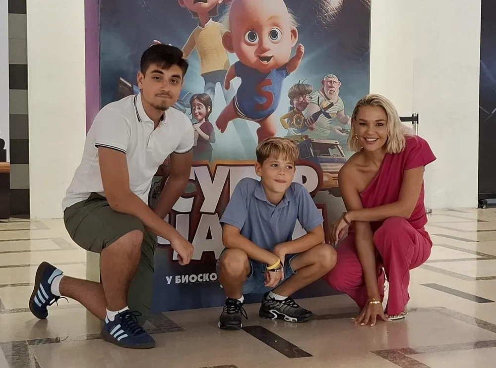 Lena Kovačević i mlađi sin zajedno na ekranu u crtanom filmu SUPER ČARLI