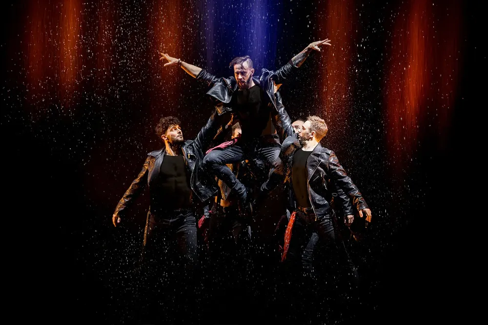 Prvi put u Srbiji plesni spektakl sa kisom, Show Under the Rain, 11. oktobra u MTS Dvorani