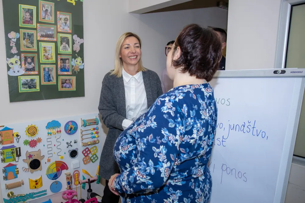 Radionica „Vidljive i sigurne“ održana u Materinskom domu uz podršku stručnog tima i partnerskih organizacija