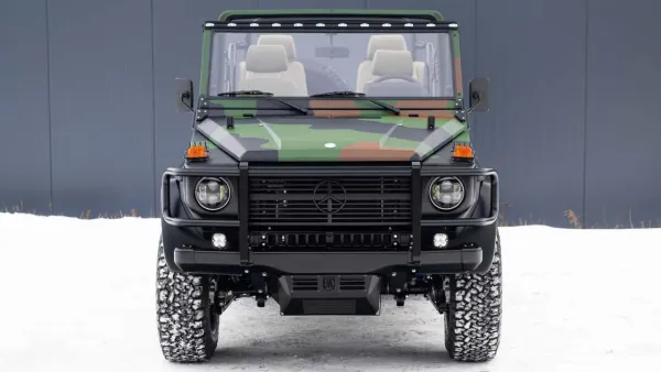 Restomod G-Wagen Camo Wolf sa V8 snagom