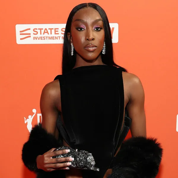 Najzapaženiji modni momenti na narandžastom tepihu WNBA drafta 2026.