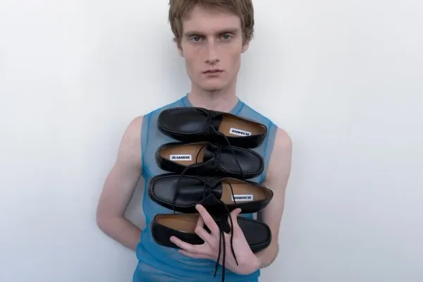 Jil Sander predstavlja minimalističku obuću 'Hood' za proleće/leto 2026.