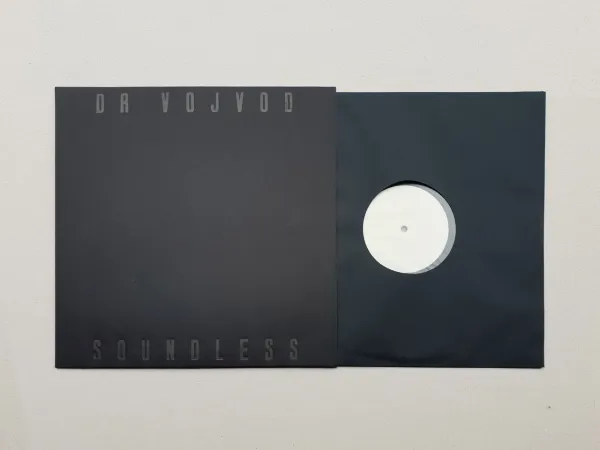 Izložba „Less Sound(less)“ Dragana Vojvodića u Beogradu