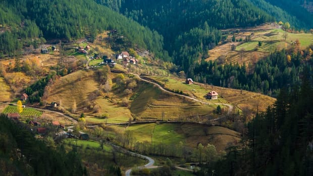 Više od 22.000 prijava za turističke vaučere u Srbiji